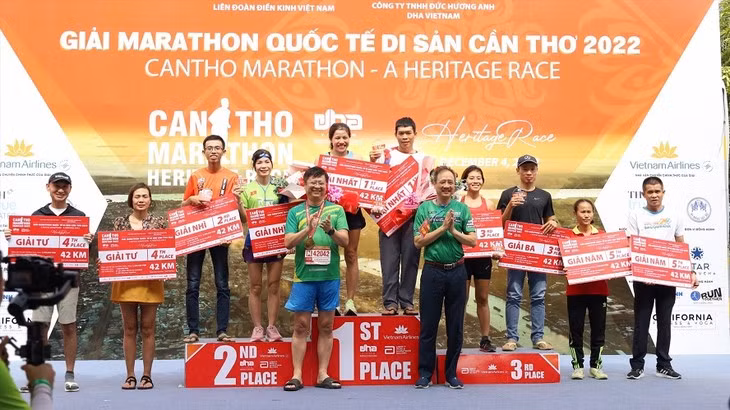 Tournoi international de marathon du patrimoine Cân Tho 2022 ảnh 1
