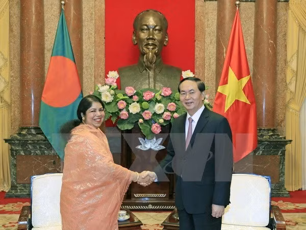 Le chef de l’Etat vietnamien reçoit la présidente du Parlement du Bangladesh ảnh 1