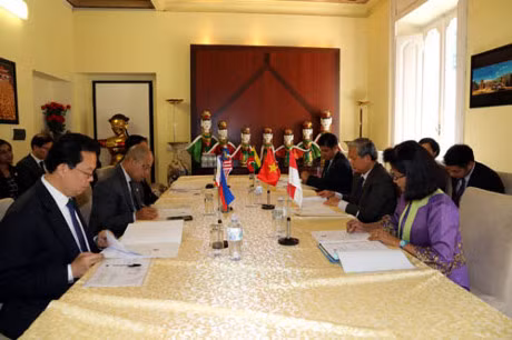 Le Vietnam achève sa présidence du Comité de l’ASEAN à Rome ảnh 1