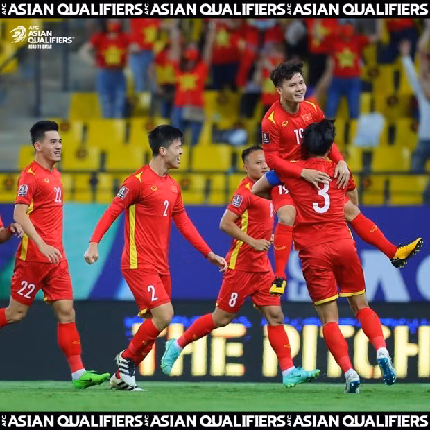 Mondial 2022 : le Vietnam joue avec un joueur de moins et perd contre l'Arabie saoudite ảnh 1