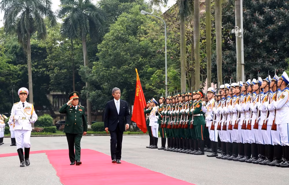 Le Vietnam et le Japon renforcent leurs liens dans la défense ảnh 1