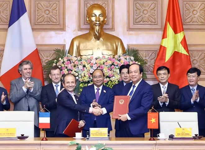 Le Vietnam et la France coopèrent dans la construction de l’e-gouvernement ảnh 1
