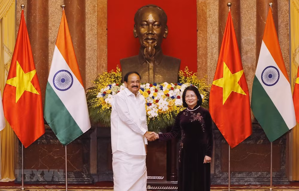 Le Vietnam apprécie les bonnes relations d’amitié traditionnelles avec l’Inde ảnh 1