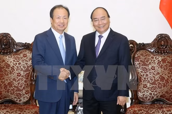 Le Vietnam accorde des conditions optimales au groupe sud-coréen Samsung ảnh 1