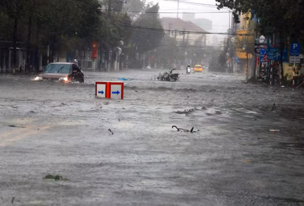 Télégramme du Premier ministre après le typhon Damrey ảnh 1 Télégramme du Premier ministre après le typhon Damrey ảnh 1