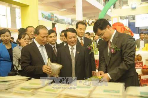 Des contrats de plus de 258 millions d'USD signés à la foire commerciale Vietnam-Chine ảnh 1