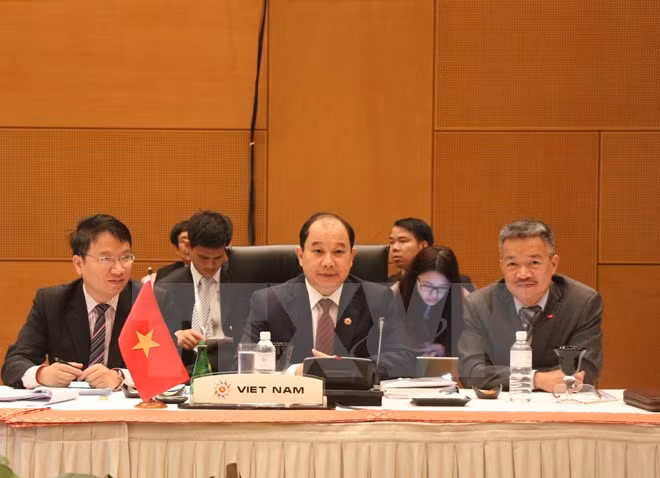 Le Vietnam actif aux conférences de l'ASEAN en Malaisie ảnh 1