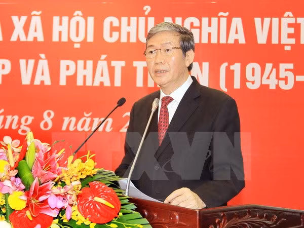 Les leçons de la Révolution d’Août appliquées pour le développement du pays ảnh 1