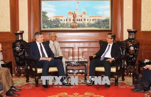 Ho Chi Minh-Ville souhaite intensifier sa coopération avec la Roumanie ảnh 1