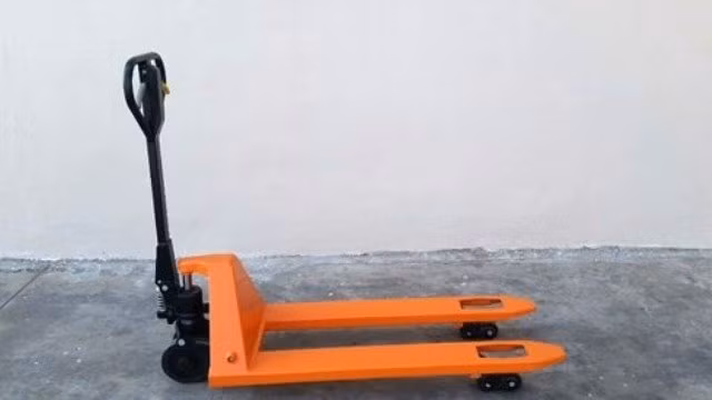 La CE arrête l'enquête sur les transpalettes à mains du Vietnam ảnh 1