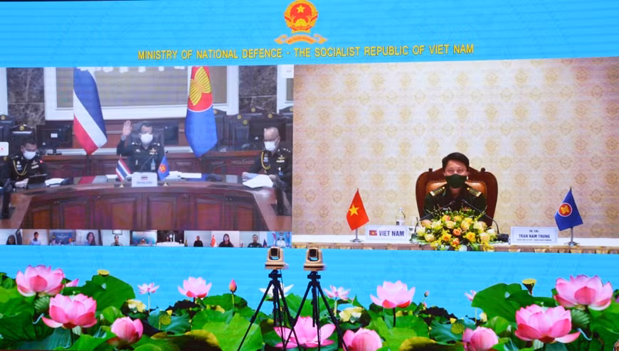 Covid-19 : Les armées des pays aséaniens promeuvent leur coopération dans la gestion frontalière ảnh 1