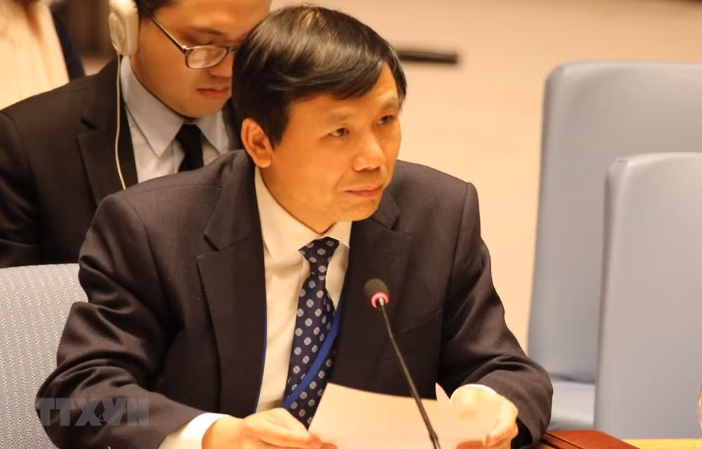 Somalie: le Vietnam appelle les parties à poursuivre le dialogue ảnh 1