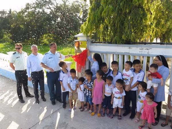 L'ambassade du Canada au Vietnam inaugure un ouvrage de bienfaisance à Khanh Hoa ảnh 1