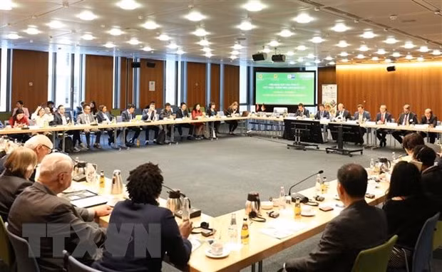 Les entreprises vietnamiennes sondent les possibilités d’élargir leurs affaires en Allemagne ảnh 1