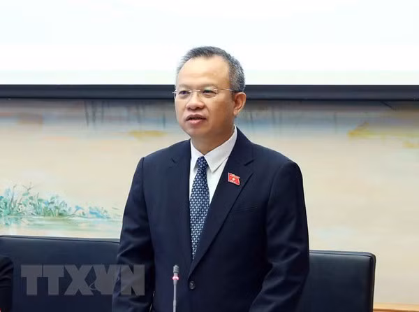 La visite officielle du président de la Douma d'Etat russe pour booster la coopération parlementaire Vietnam-Russie ảnh 1