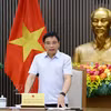 Le vice-Premier ministre Nguyen Van Thang s'exprime à la réunion. Photo: VNA