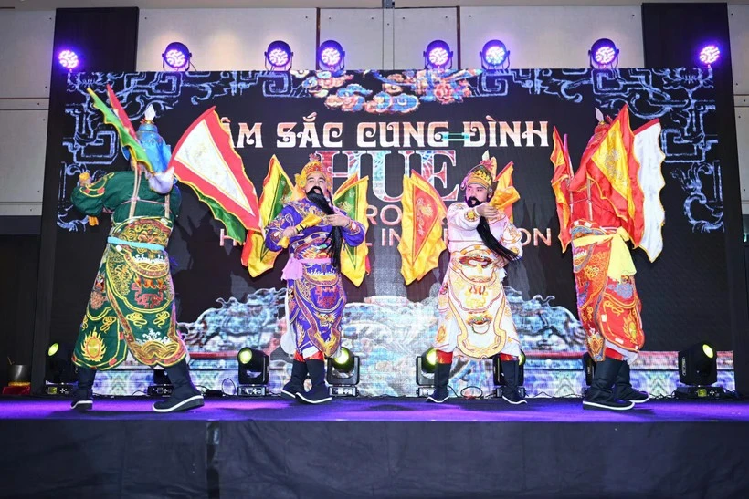 Le Nha Nhac impressionne le public suisse. Photo: Autorité nationale du tourisme du Vietnam