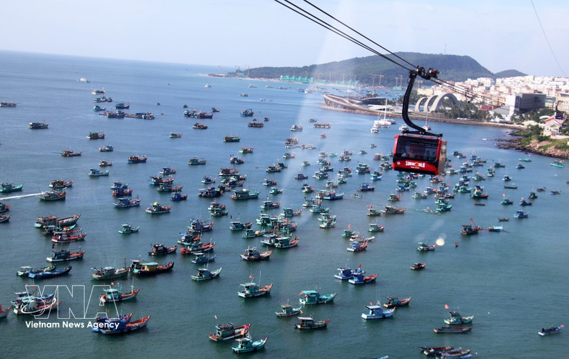 La télécabine au-dessus de la mer le plus long au monde à Phu Quoc. Photo: VNA
