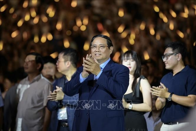 Le Premier ministre Phạm Minh Chính au troisième grand concert organisé par la Télévision nationale du Vietnam (VTV), intitulé "V Fest – Vietnam Today", au Centre national des expositions (commune de Dông Anh, Hanoi). Photo: VNA
