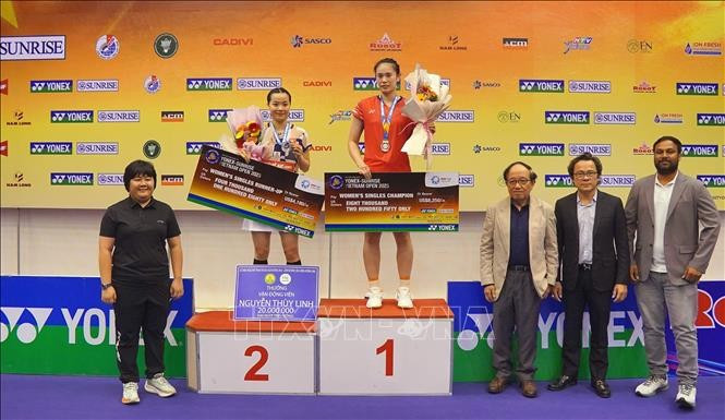 La numéro 1 vietnamienne Nguyên Thuy Linh (18e mondiale) (gauche). Photo: VNA