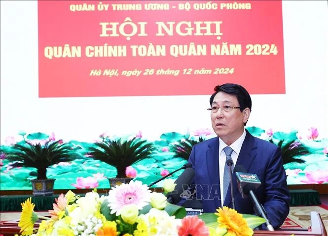 Le président Luong Cuong s'exprime lors de à la conférence militaro-politique nationale 2024. Photo: VNA