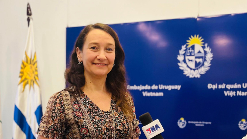 La vice-ministre des Affaires étrangères de l’Uruguay, Valeria Csusaki Cabrera. Photo: VNA