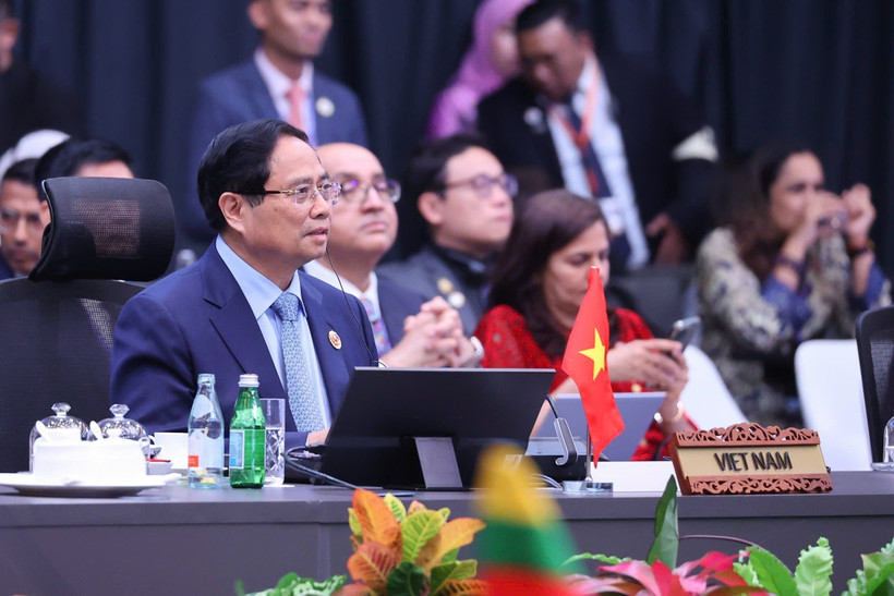 Le Premier ministre Pham Minh Chinh lors de la session plénière. Photo: VNA