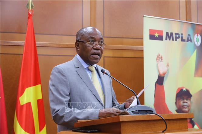 Manuel Domingos Augusto, membre du Bureau politique et secrétaire du Comité central chargé des relations extérieures du Mouvement populaire de libération de l’Angola (MPLA). Photo: VNA