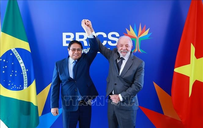 Le Premier ministre Pham Minh Chinh et le président brésilien Lula da Silva