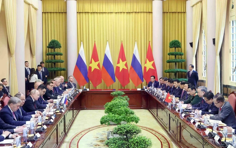 Le président Tô Lâm (le secrétaire général actuel du PartI) Tô Lâm s'est entretenu avec le président russe Vladimir Poutine le 20 juin 2024. (Photo : VNA)
