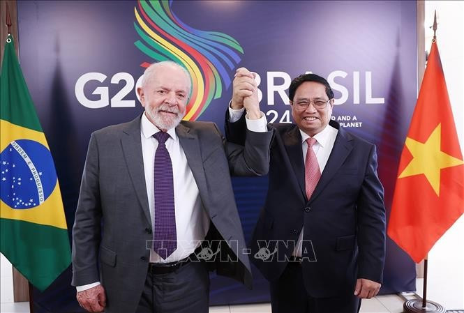 Le Premier ministre Pham Minh Chinh et le président brésilien Luiz Inácio Lula da Silva. Photo: VNA