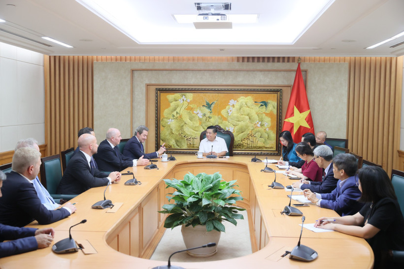 Un vice-Premier ministre reçoit une délégation de la Société germano-vietnamienne