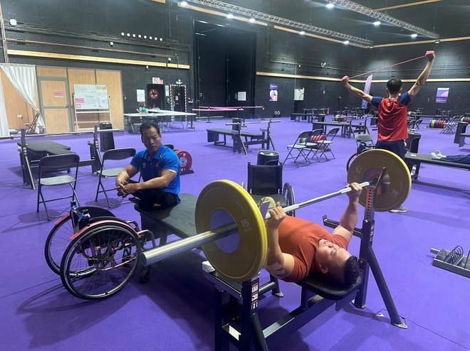 Au cours des 30 dernières années, le mouvement d'éducation physique et sportive pour les handicapés s'est fortement développé dans de nombreuses localités. Photo : VNA vna-potal-doan-the-thao-nguoi-khuyet-tat-viet-nam-san-sang-cho-paralympic-paris-2024-7562166.jpg