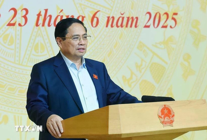 Le chef du gouvernement a souligné qu'au cours du mois écoulé, de nombreuses affaires graves avaient été démantelées. Photo : VNA thu-tuong-chu-tri-hoi-nghi-tong-ket-dot-cao-diem-dau-tranh-phong-chong-buon-lau.jpg