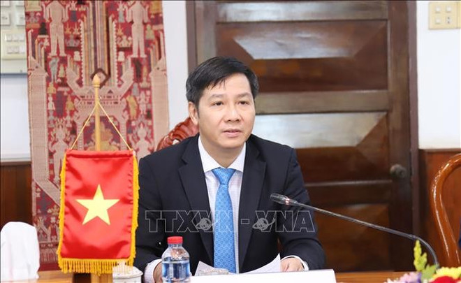 Nguyên Thanh Tâm, membre du Comité central (CC) du Parti communiste du Vietnam (PCV) et vice-président de la Commission centrale d’organisation du PCV. Photo : VNA viet-lao-2.jpg