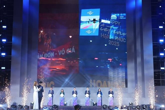 vna-potal-le-trao-giai-thuong-happy-vietnam-2025-8455062.jpg