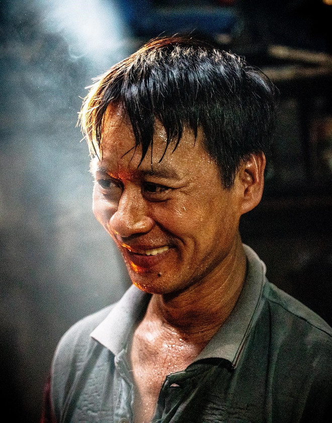 Nguyen Van Tuan, plus de 30 ans d’expérience dans ce métier traditionnel. Photo : VNA anh-7.jpg