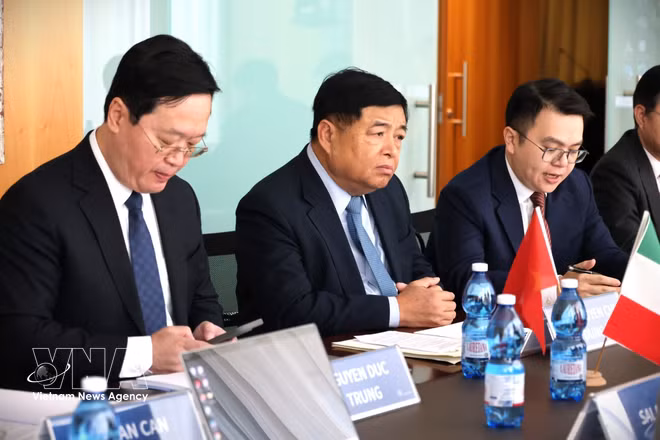 vnanet-potal-pho-thu-tuong-nguyen-chi-dung-lam-viec-voi-hiep-hoi-cong-nghiep-assolombarda-cua-italy-8654285.jpg