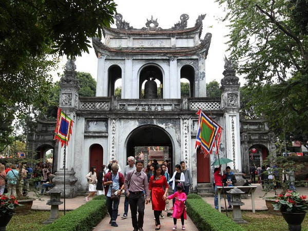 Hanoï ambitionne d'accueillir un total de 31 millions de touristes en 2025, dont 7,5 millions d'étrangers. Photo : VNA khachquocte.jpg