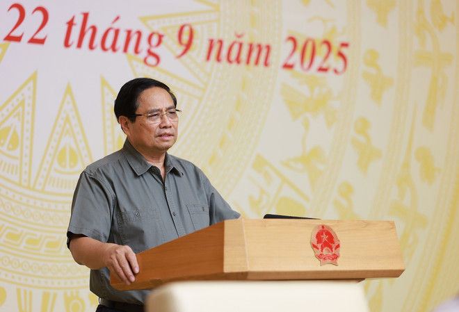 Le Premier ministre Pham Minh Chinh, président du Comité de pilotage des politiques de logement et du marché immobilier, s'exprime lors de la réunion. Photo : VNA vna-potal-thu-tuong-chu-tri-phien-hop-lan-thu-nhat-cua-ban-chi-dao-trung-uong-ve-chinh-sach-nha-o-va-thi-truong-bat-dong-san-8289289.jpg