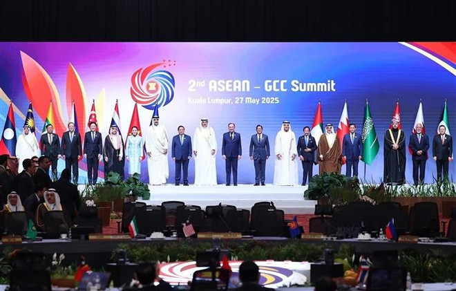 Les dirigeants de l'ASEAN et du CCG au 2e Sommet ASEAN-CCG, le 27 mai, à Kuala Lumpur. Photo : VNA vna-potal-thu-tuong-phat-bieu-tai-hoi-nghi-cap-cao-asean-gcc-lan-thu-hai-8056794.jpg