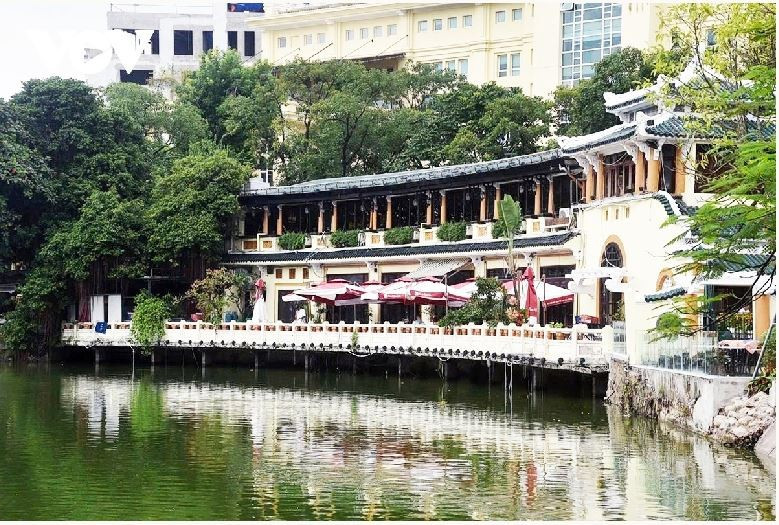 Le restaurant Thuy Ta fait peau neuve après la première phase de rénovation de la place Dông Kinh Nghia Thuc.