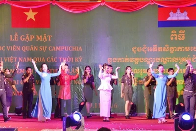 Les relations de coopération Vietnam-Cambodge continuent de se resserrer