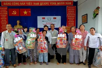 Nouvel An lunaire : plein de cadeaux pour les pauvres