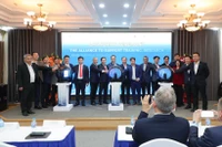 Des délégués à la cérémonie de lancement de l'Alliance des semi-conducteurs. Photo: VNA