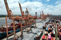 La logistique joue un rôle essentiel dans la promotion des activités d'import-export. Photo : Vietnam+