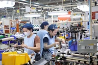 Le bon fonctionnement des projets d'IDE témoigne de la confiance des investisseurs dans le climat des affaires au Vietnam. Photo : VNA