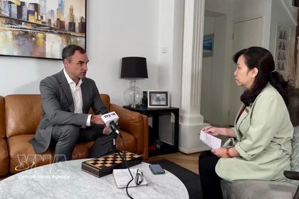 Jarrod Leak, directeur exécutif de l’Alliance australienne pour la productivité énergétique (A2EP) dans une interview accordée à la correspondante de l’Agence vietnamienne d’information (VNA) à Sydney. Photo : VNA