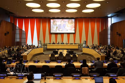 Lors de la cérémonie du lancement du Groupe des Amis à l’ONU sur la lutte contre la traite des êtres humains facilitée par les technologies. Photo : VNA