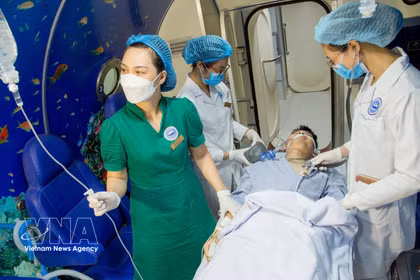 L’une des réalisations majeures de l’Institut de médecine maritime est le système de téléassistance médicale en mer (télémédecine). Photo : VNA